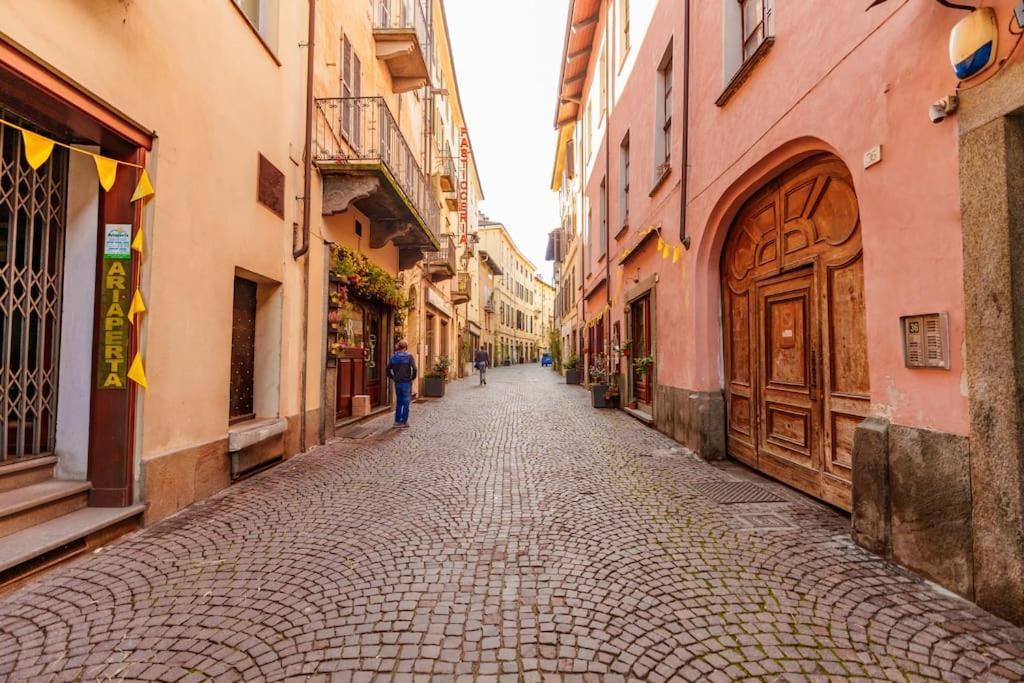 Appartamento I Tetti Rossi - City Center Pinerolo Exterior foto